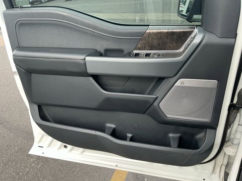 Used 2023 Ford F150 Lariat w/ Equipment Group 502A High image 13