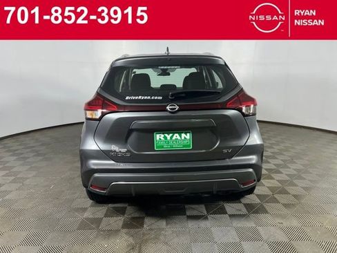 Certified 2023 Nissan Kicks SV image 6