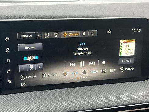 Used 2025 Nissan Kicks SR image 18