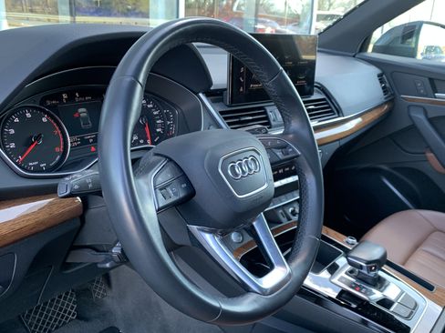 Certified 2022 Audi Q5 2.0T Premium w/ Convenience Package image 4