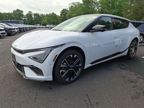 New 2025 Kia EV6 GT-Line image 3