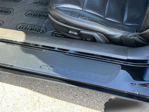 Used 2006 Chevrolet Corvette Coupe w/ Preferred Equipment Group image 31