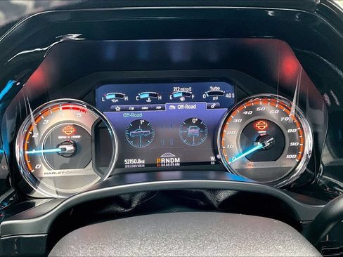 Used 2021 Ford F250 Lariat w/ Lariat Ultimate Package AWD/4WD image 17