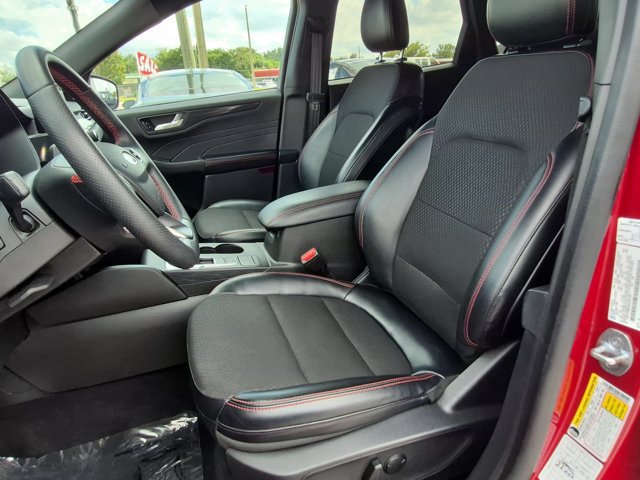 Used 2025 Ford Escape ST-Line FWD image 24