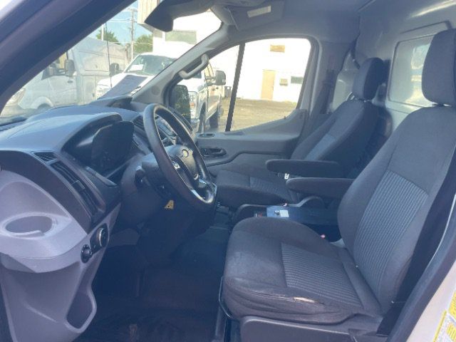 Used 2015 Ford Transit 250 130 Low Roof RWD image 10