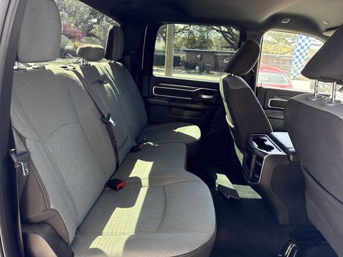 Used 2024 RAM 2500 Big Horn w/ Off Road Package image 27