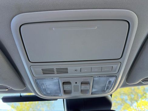 Used 2016 Honda Odyssey EX-L image 29