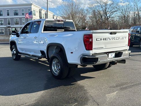 Used 2022 Chevrolet Silverado 3500 LTZ w/ LTZ Plus Package image 5