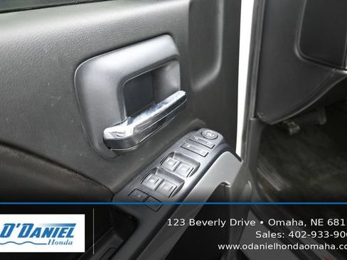 Used 2017 Chevrolet Silverado 1500 LT w/ All Star Edition AWD/4WD image 24