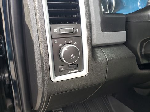 Used 2019 RAM 1500 Big Horn image 16