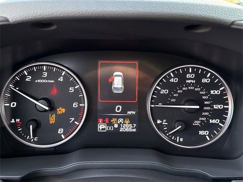 Used 2025 Subaru Crosstrek 2.5i Limited w/ Popular Package #3A image 28