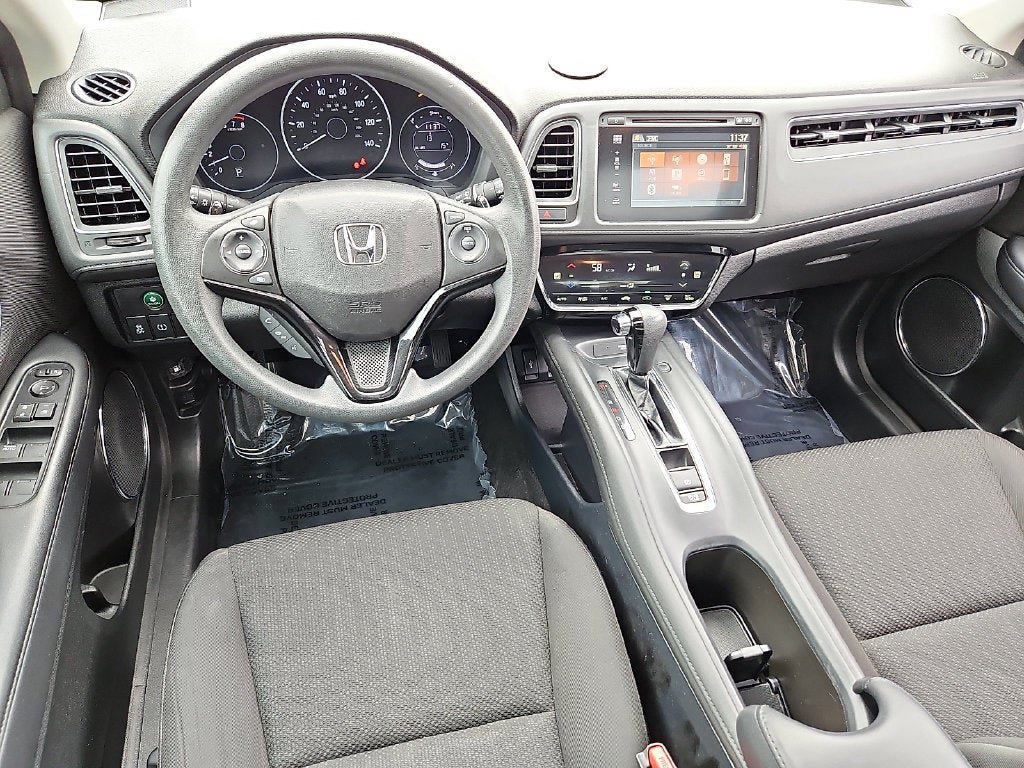 Used 2018 Honda HR-V EX image 11