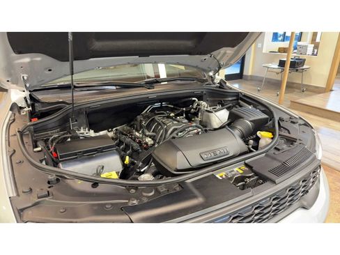 Used 2025 Dodge Durango R/T w/ Blacktop Package image 24