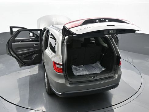 Used 2024 Dodge Durango SXT w/ 3rd Row Seating Group image 65