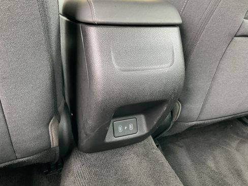 Used 2025 Hyundai Sonata SEL FWD image 32
