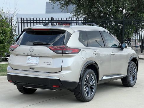 New 2026 Nissan Rogue Platinum w/ Platinum Premium Package AWD/4WD image 4