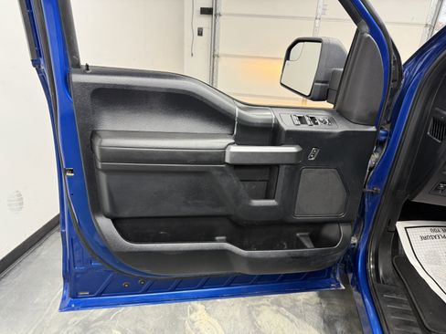 Used 2018 Ford F150 XLT w/ Equipment Group 302A Luxury image 9