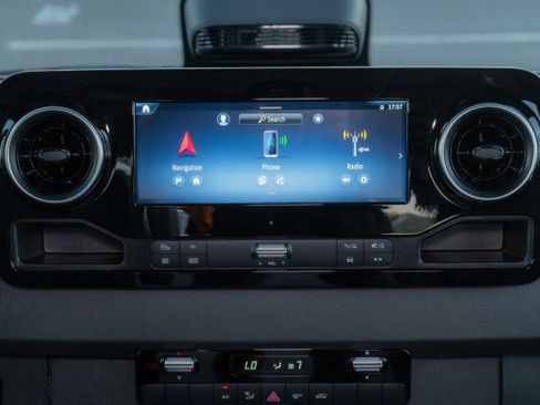 New 2026 Mercedes-Benz Sprinter 2500 image 18