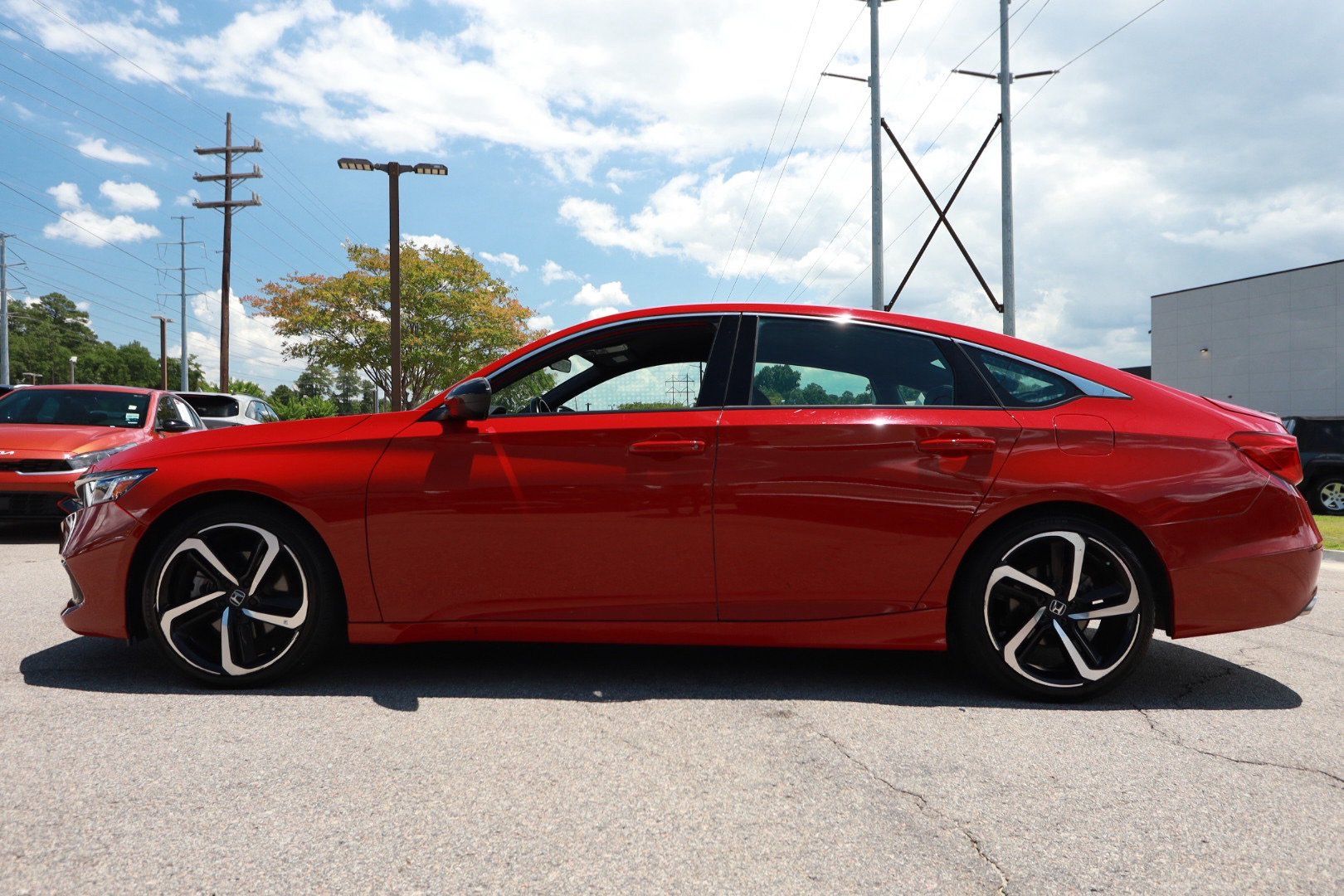 Used 2022 Honda Accord Sport image 2