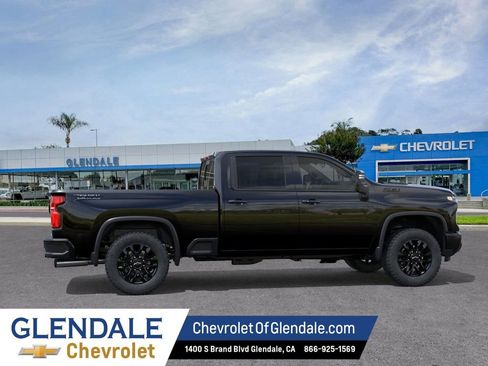 New 2026 Chevrolet Silverado 2500 LTZ w/ LTZ Plus Package AWD/4WD image 5