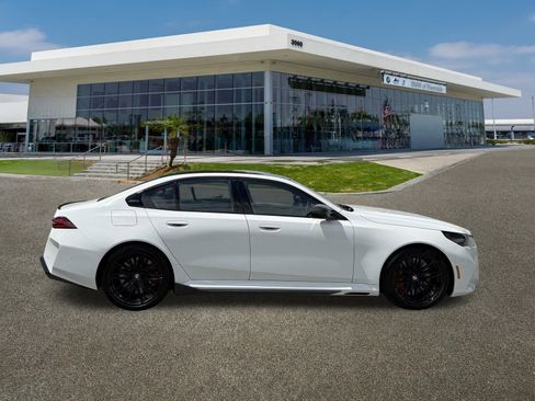 New 2026 BMW M5 w/ Executive Package image 13