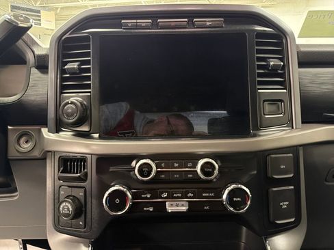 Used 2024 Ford F150 XLT w/ Mobile Office Package image 22