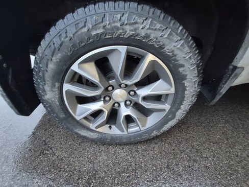 Used 2019 Chevrolet Silverado 1500 LT w/ All-Star Edition image 9