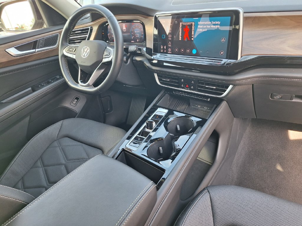 Used 2026 Volkswagen Atlas SE FWD image 27
