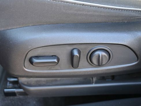 Used 2022 Chevrolet TrailBlazer LT w/ Convenience Package image 16