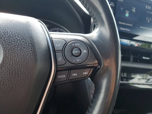 Certified 2022 Toyota Venza XLE AWD/4WD image 22