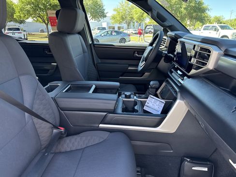 New 2026 Toyota Tundra SR5 AWD/4WD image 31