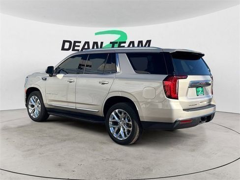 Used 2022 GMC Yukon Denali image 6