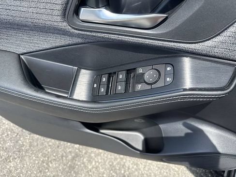 Used 2023 Nissan Rogue SV FWD image 26