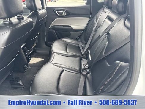 Used 2024 Jeep Compass Limited AWD/4WD image 15