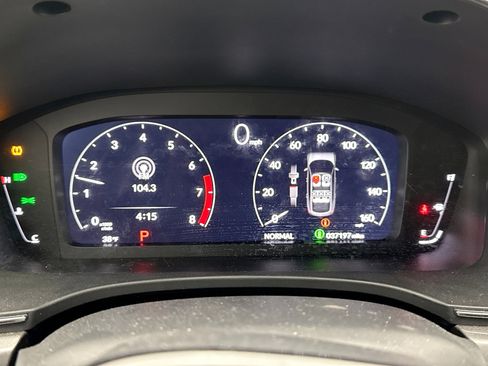 Used 2023 Acura Integra image 9