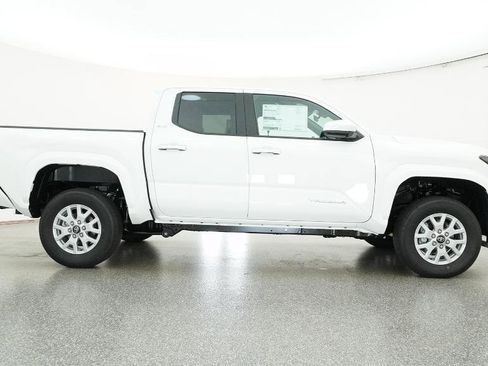 New 2025 Toyota Tacoma SR5 RWD image 26