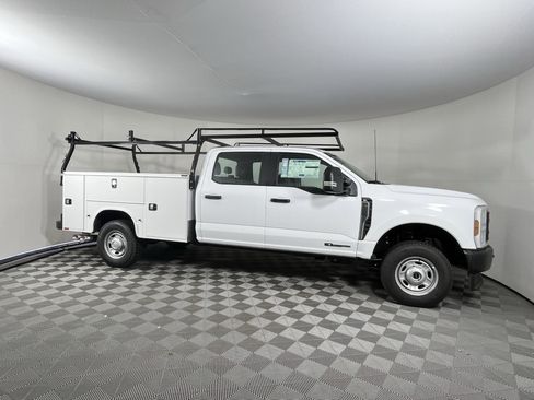 New 2026 Ford F250 XL w/ Snow Plow Prep Package image 5