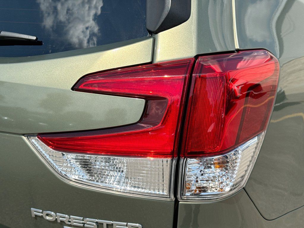 Used 2019 Subaru Forester Touring w/ Popular Package #3 AWD/4WD image 33