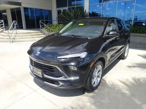 Used 2024 Buick Encore GX Preferred FWD image 3