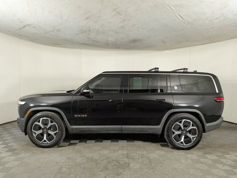Used 2023 Rivian R1S Adventure image 3