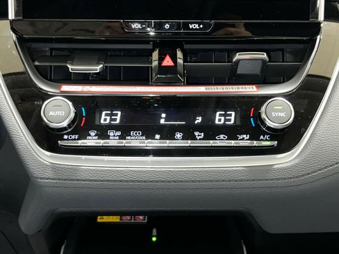 New 2026 Toyota Corolla Cross XLE w/ Convenience Package image 15