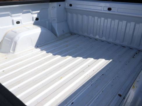 Used 2022 Chevrolet Silverado 1500 RST image 23