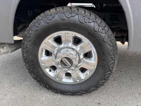 Used 2022 Ford F250 XLT w/ XLT Value Package AWD/4WD image 49