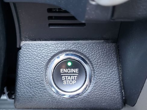 Used 2019 Ford F150 Lariat w/ Equipment Group 502A Luxury AWD/4WD image 20