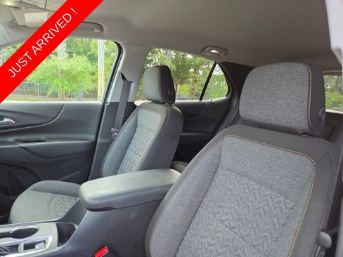 Used 2024 Chevrolet Equinox LT FWD image 24