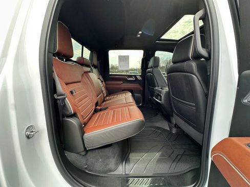 Used 2025 GMC Sierra 3500 Denali Ultimate w/ LPO, GMC Protection Package image 23