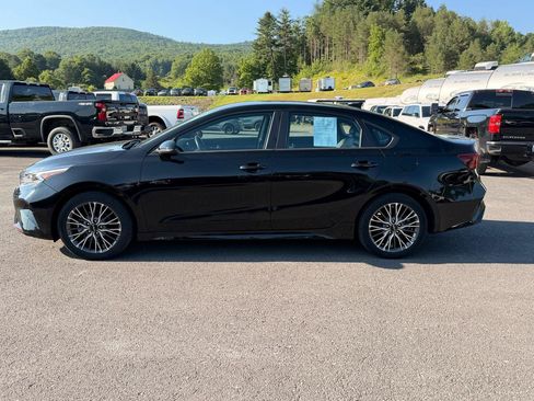 Used 2023 Kia Forte GT-Line w/ GT-Line Technology Package FWD image 8