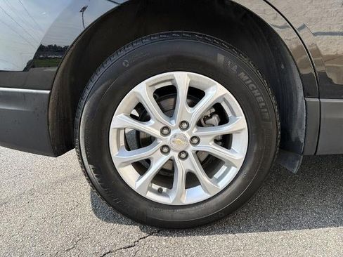 Used 2019 Chevrolet Equinox LT FWD image 17