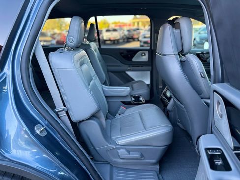Used 2020 Lincoln Aviator Reserve w/ Equipment Group 202A AWD/4WD image 6