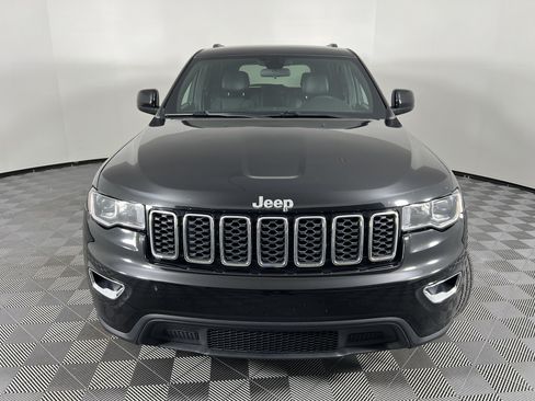Used 2021 Jeep Grand Cherokee Laredo X AWD/4WD image 5